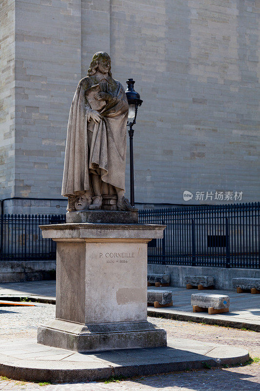 皮埃尔·高乃依的雕像