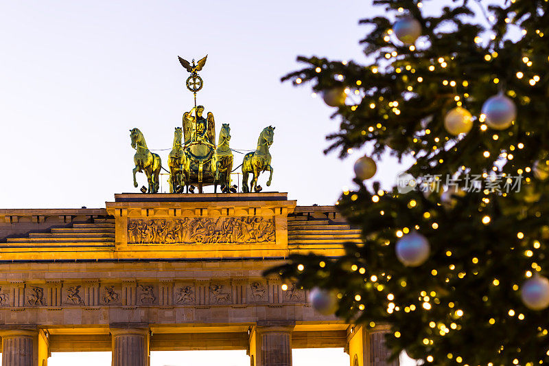 圣诞期间的勃兰登堡门