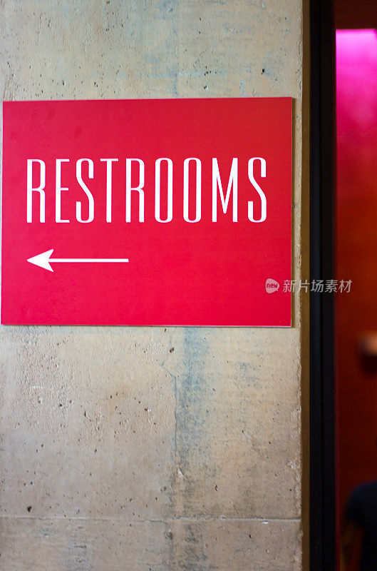 红色“洗手间”的箭头标记，复制空间