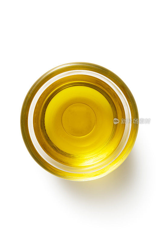 调味料:白底色上分离的橄榄油
