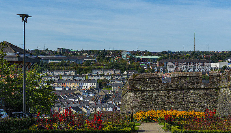 北爱尔兰德里的城墙。
