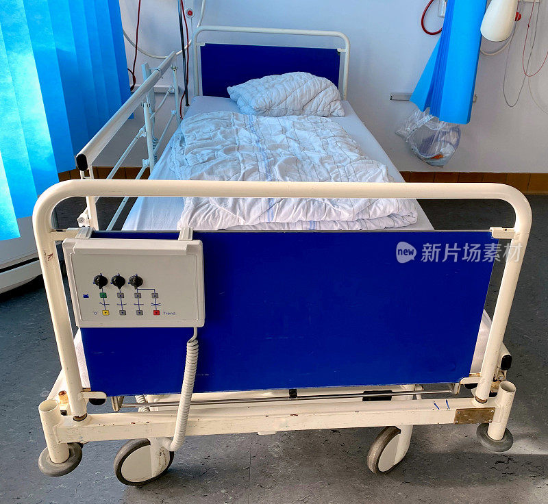 老式的机动医院病床已经可以使用了。