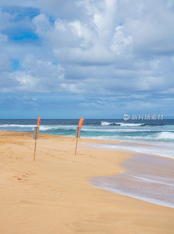 夏威夷瓦胡岛桑迪海滩危险洋流的警告标志