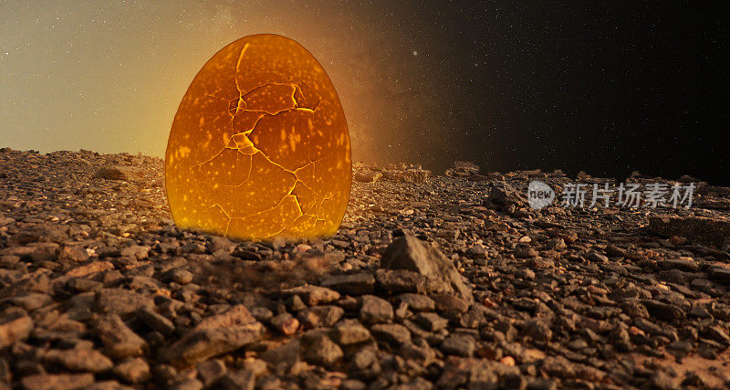 摘要超现实主义的合成发光的蛋与发光的裂缝在干燥的碎石与星空