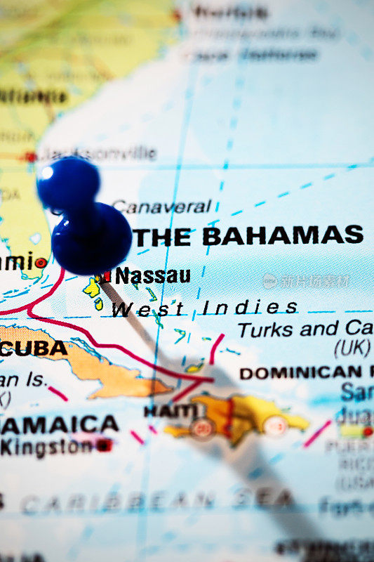 拿骚，巴哈马群岛的首都，在地图上的精确位置