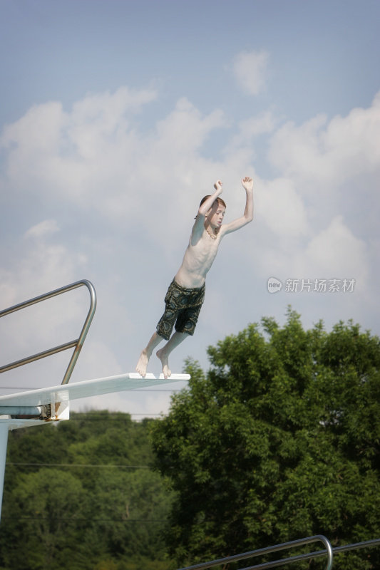 夏季趣味跳水板