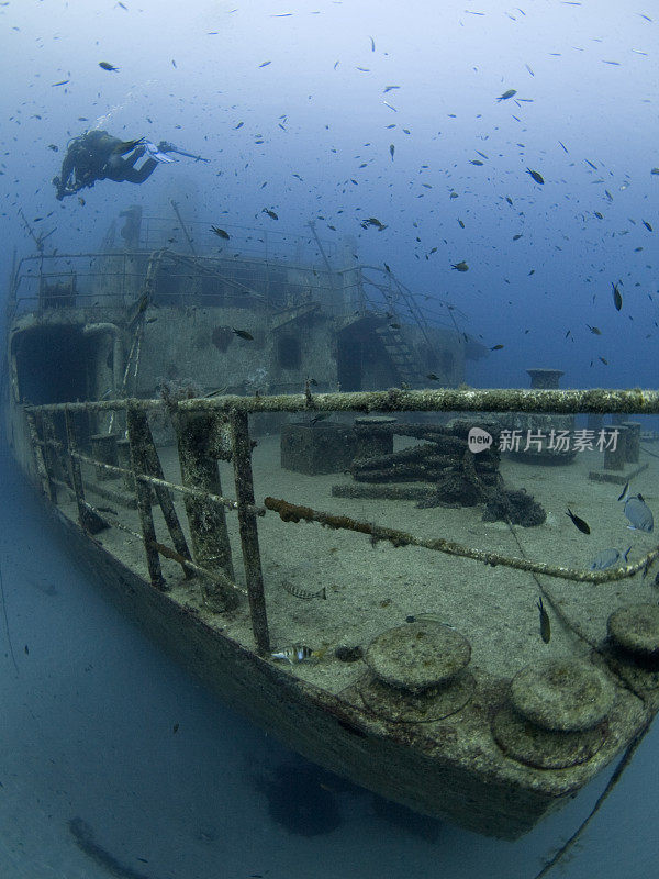 水肺潜水员和海难