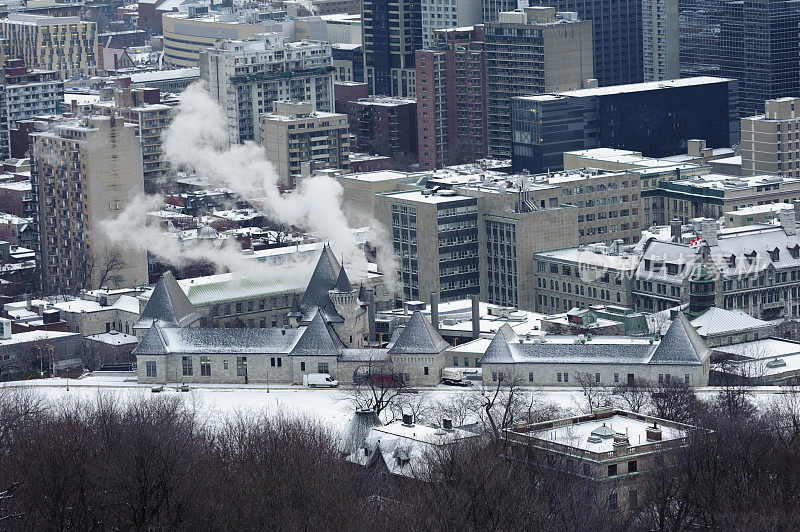 蒙特利尔第一场雪的全景照片