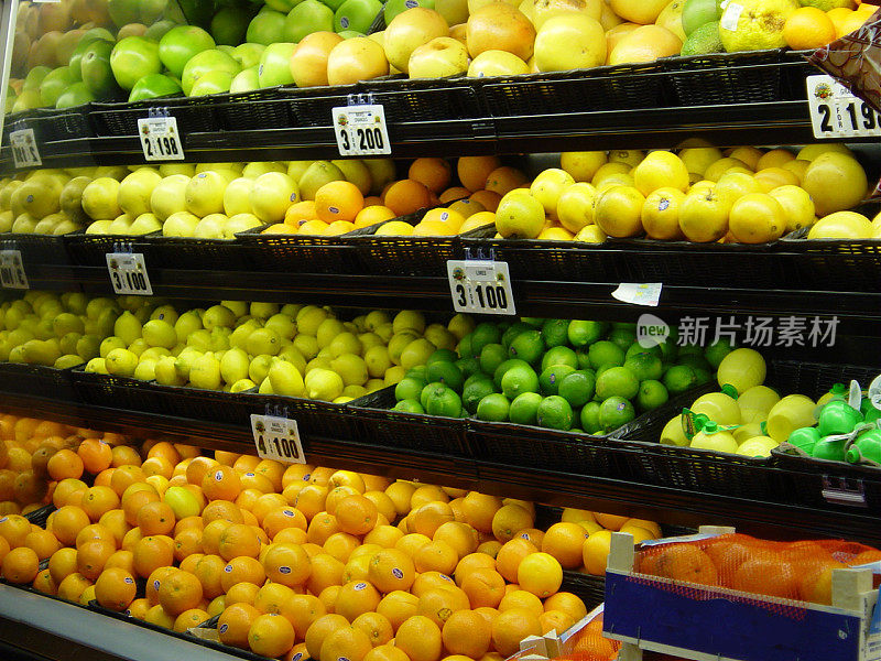 超市里的水果