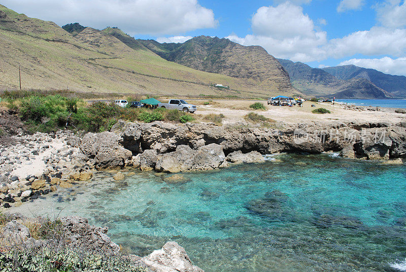 夏威夷瓦胡岛的怀亚纳海岸。