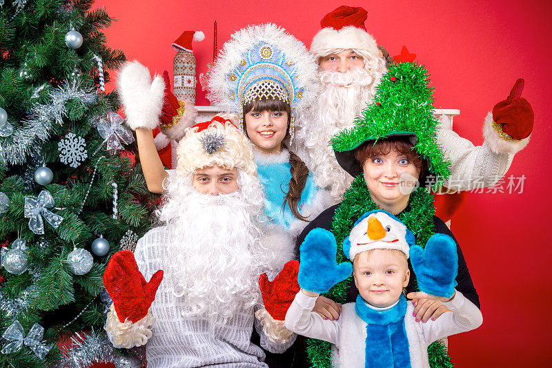 我们祝圣诞快乐，新年快乐
