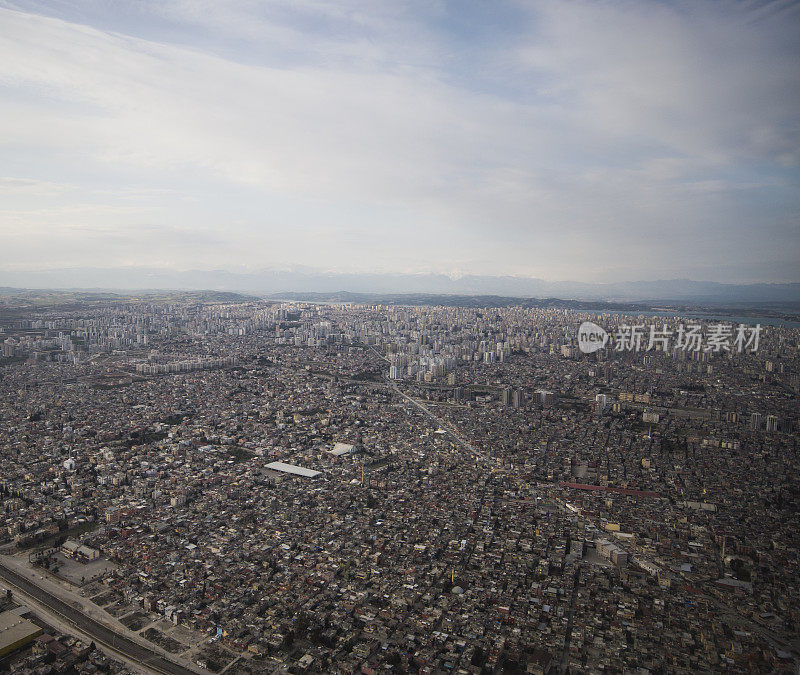 土耳其阿达纳城市的天空景观