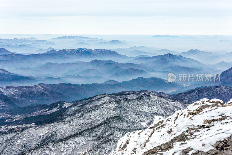 从德岳山国家公园观看风景Vd737