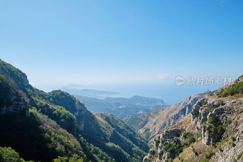 风景自然的阿马尔菲海岸和卡普里岛