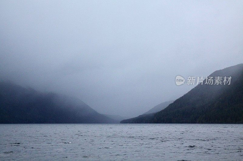 暴雨来临