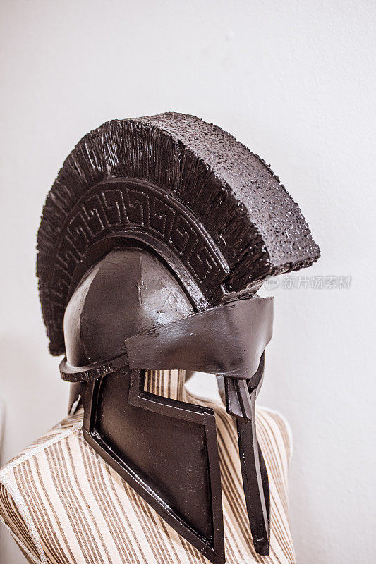 罗马武士头盔的发明