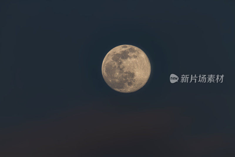 3月28日满月的详细照片