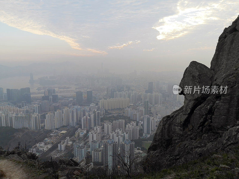 面岩望港，九龙峰