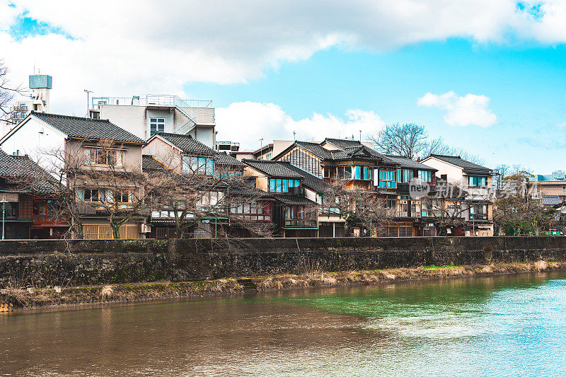 日本金泽东茶屋地区附近的浅ana河