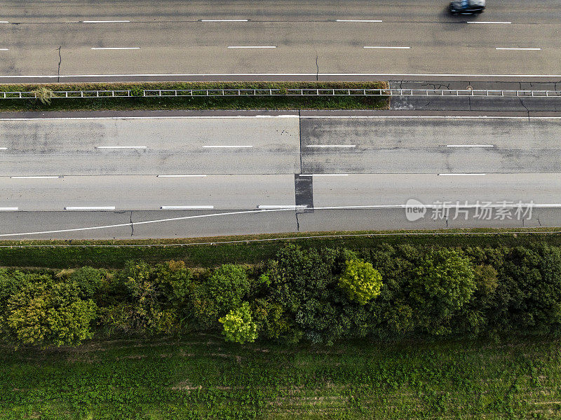 高速公路的俯视图