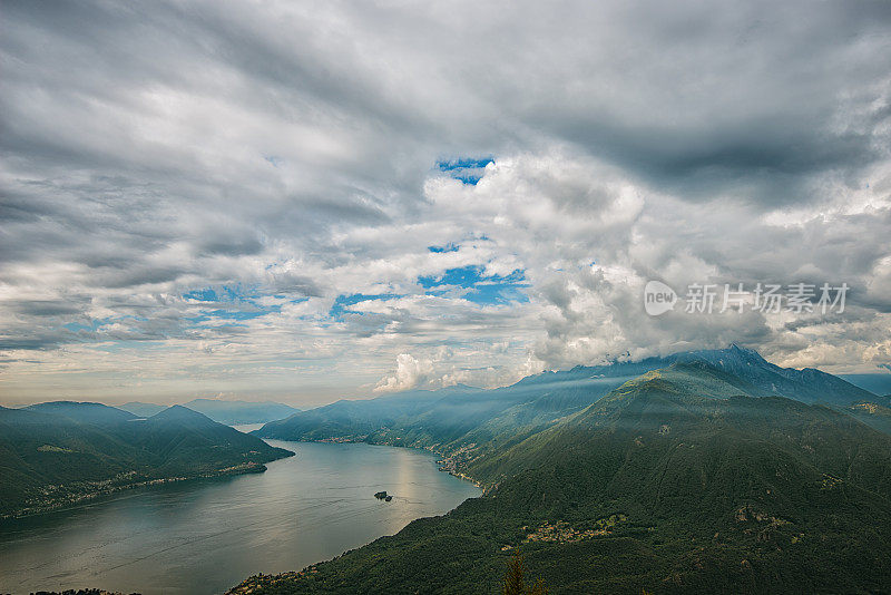 maggiore湖全景，瑞士