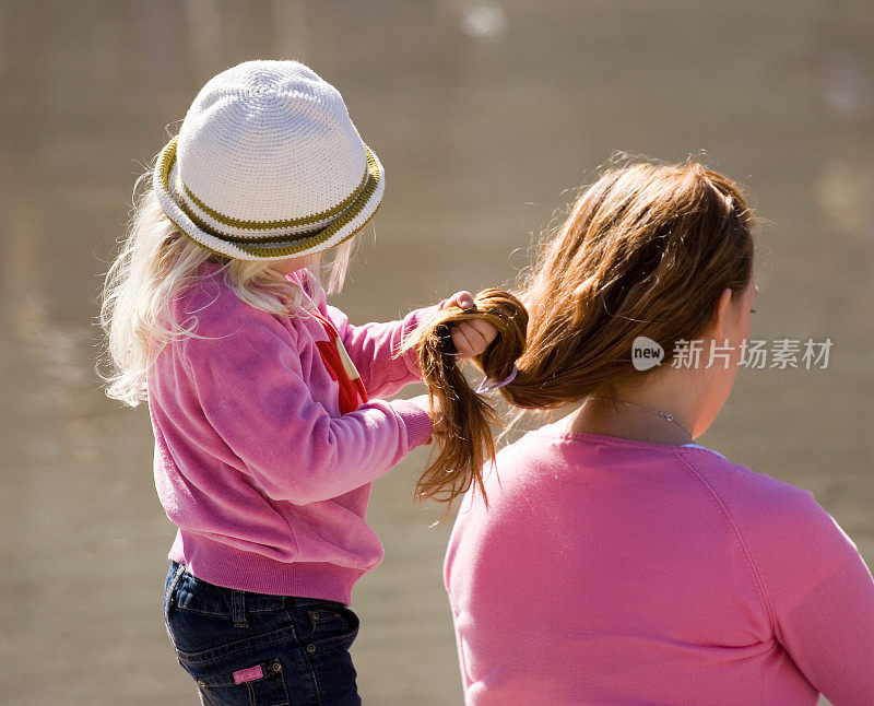 粉色夏季女孩