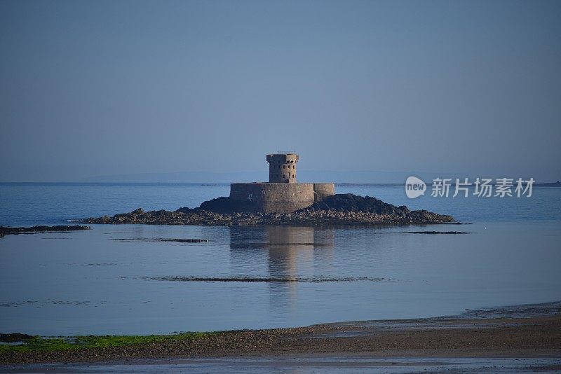 英国泽西岛圣图安湾