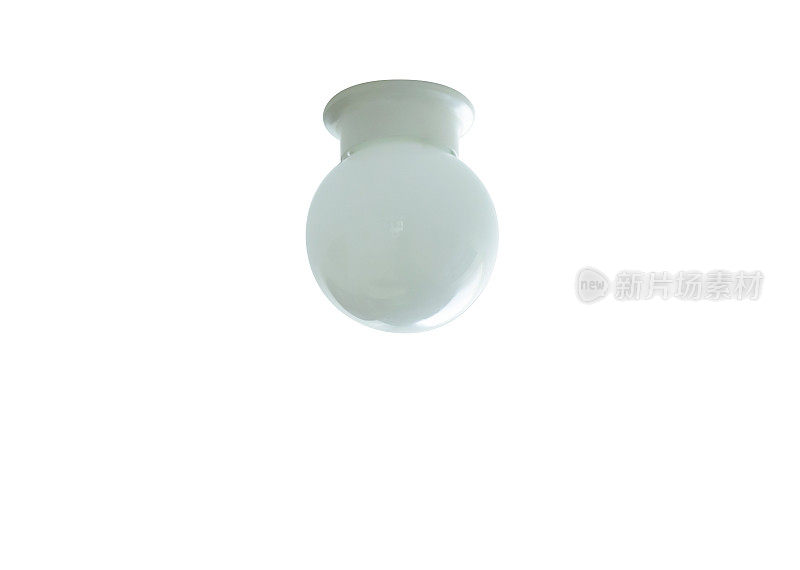 白色的圆形玻璃顶灯映衬着白色的背景，复制空间