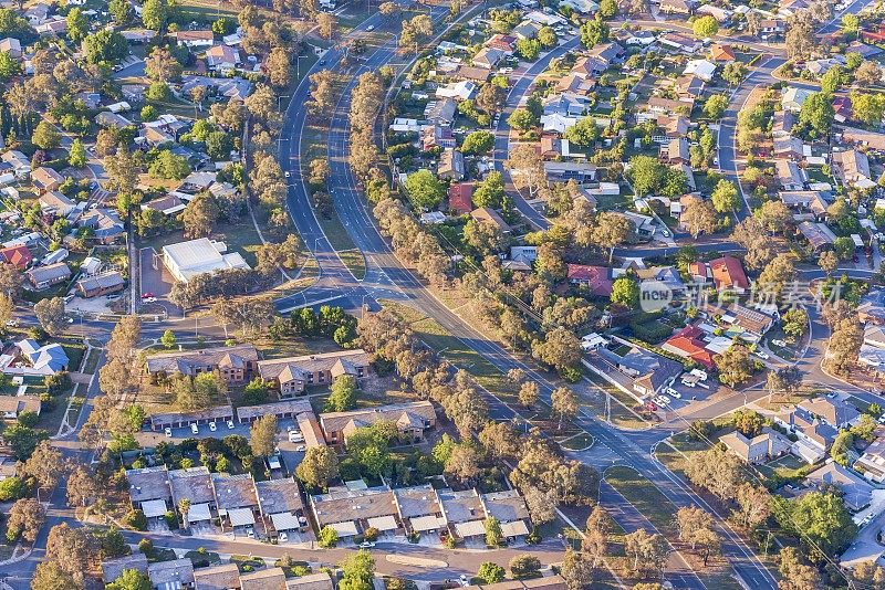 鸟瞰堪培拉郊区，澳大利亚