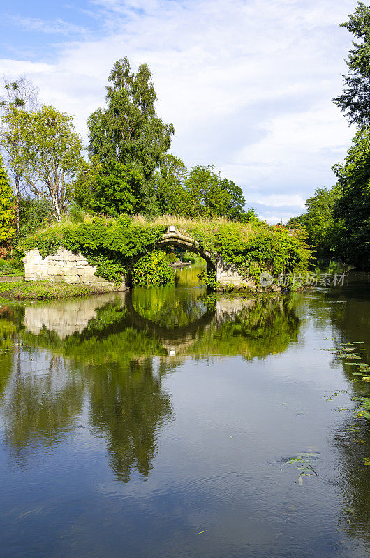 诺丁汉郡，英格兰的夏天，建筑和景观