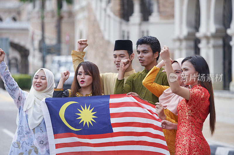 马来西亚民族与传统服装在默迪卡广场吉隆坡