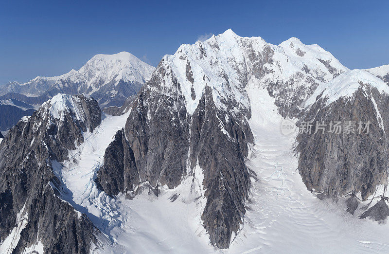 美国阿拉斯加州德纳里国家公园，佛兰克山，亨特山