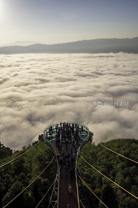 艾耶翁空中步道东南亚最长的空中步道，位于泰国Betong