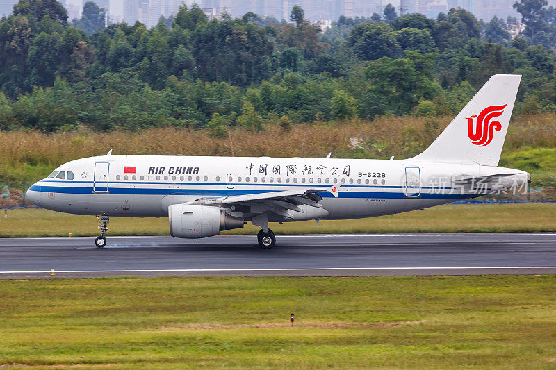 中国国际航空公司空客A319飞机在中国成都双流机场