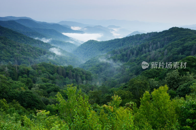 斯莫基山脉