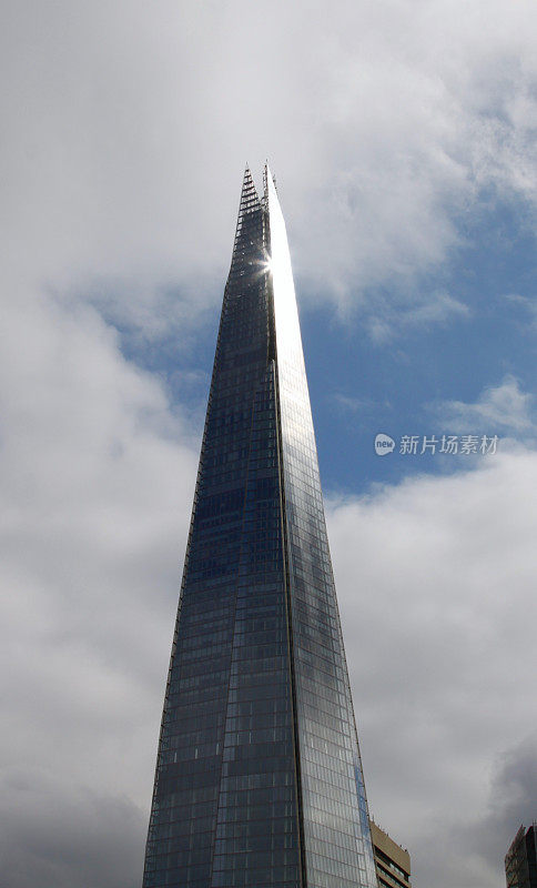 伦敦新摩天大楼被称为碎片大厦