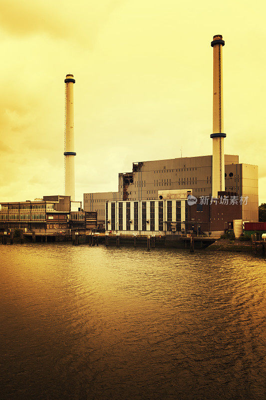 鹿特丹破败的垃圾焚烧厂，色调的形象