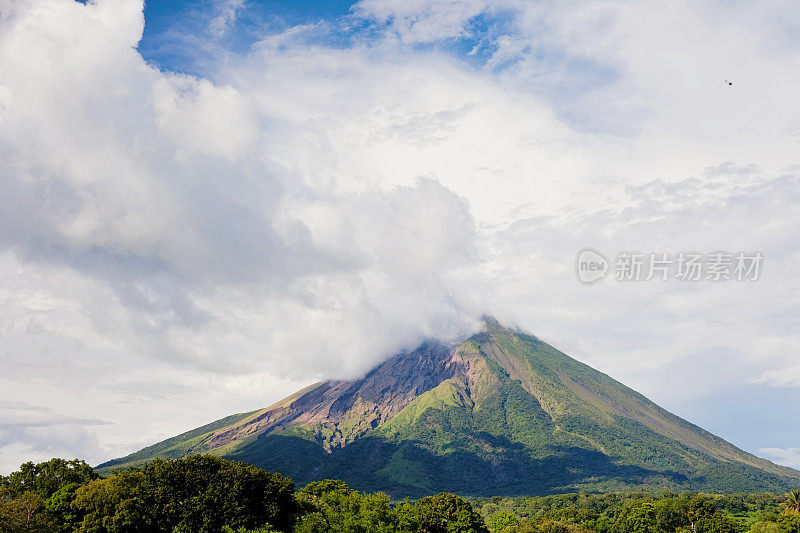 康塞普西翁火山