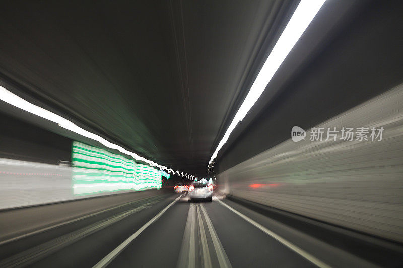 超速行驶隧道