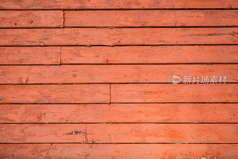 旧的红色风化木板