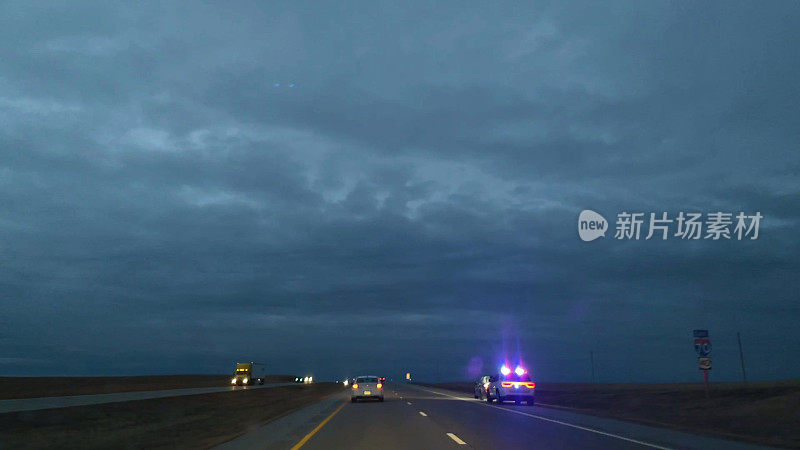 州际公路和路边巡警事件照片系列