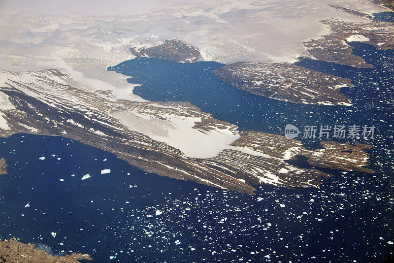 格陵兰岛东海岸，伊瑟托克岛南部