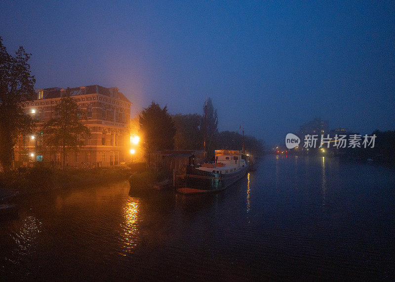 莱顿的夜景