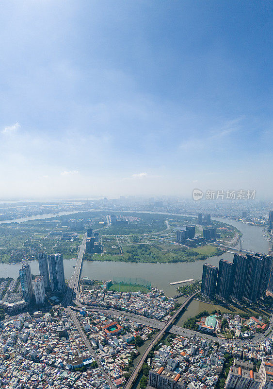 鸟瞰胡志明市天际线和摩天大楼在胡志明市市中心的心脏业务中心。