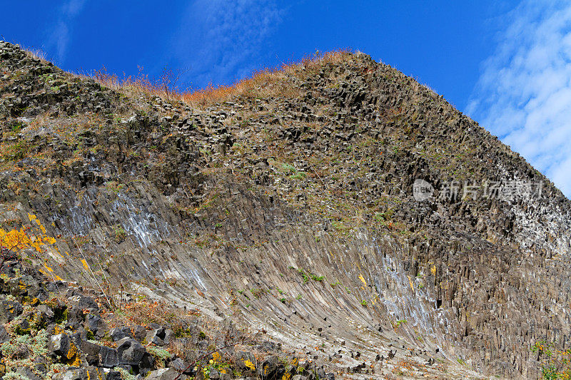 玄武岩山