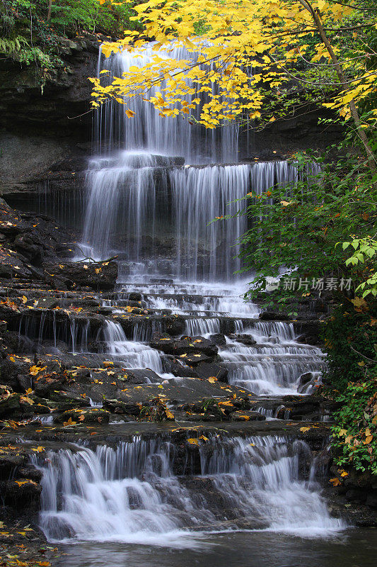 秋瀑布，西弥尔顿，代顿，俄亥俄州