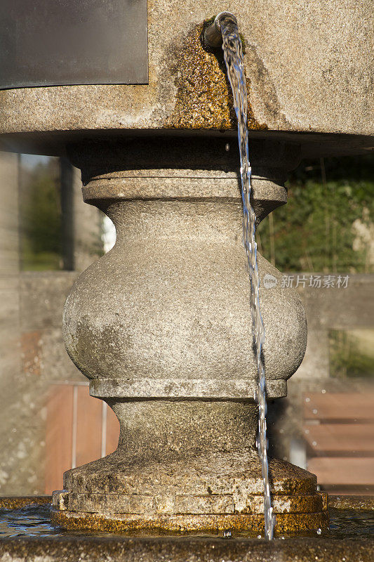 石饮水观赏性喷泉