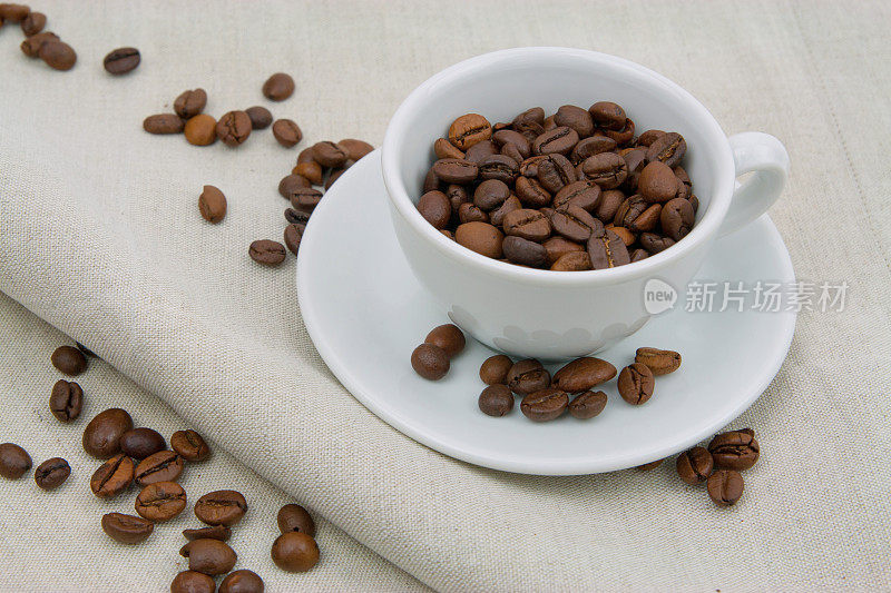 咖啡豆上有咖啡豆