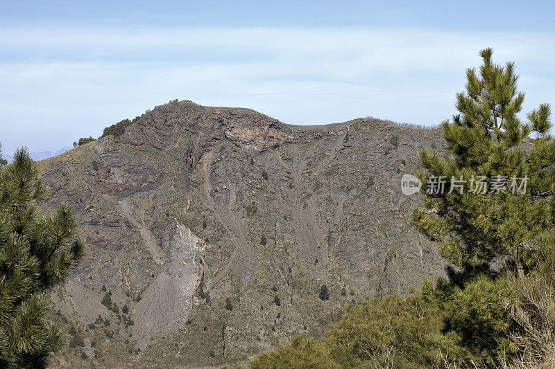 维苏威火山北壁火山口