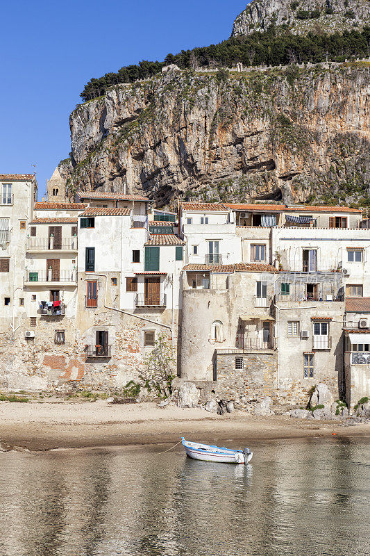 旧海滩Cefalù，意大利西西里岛